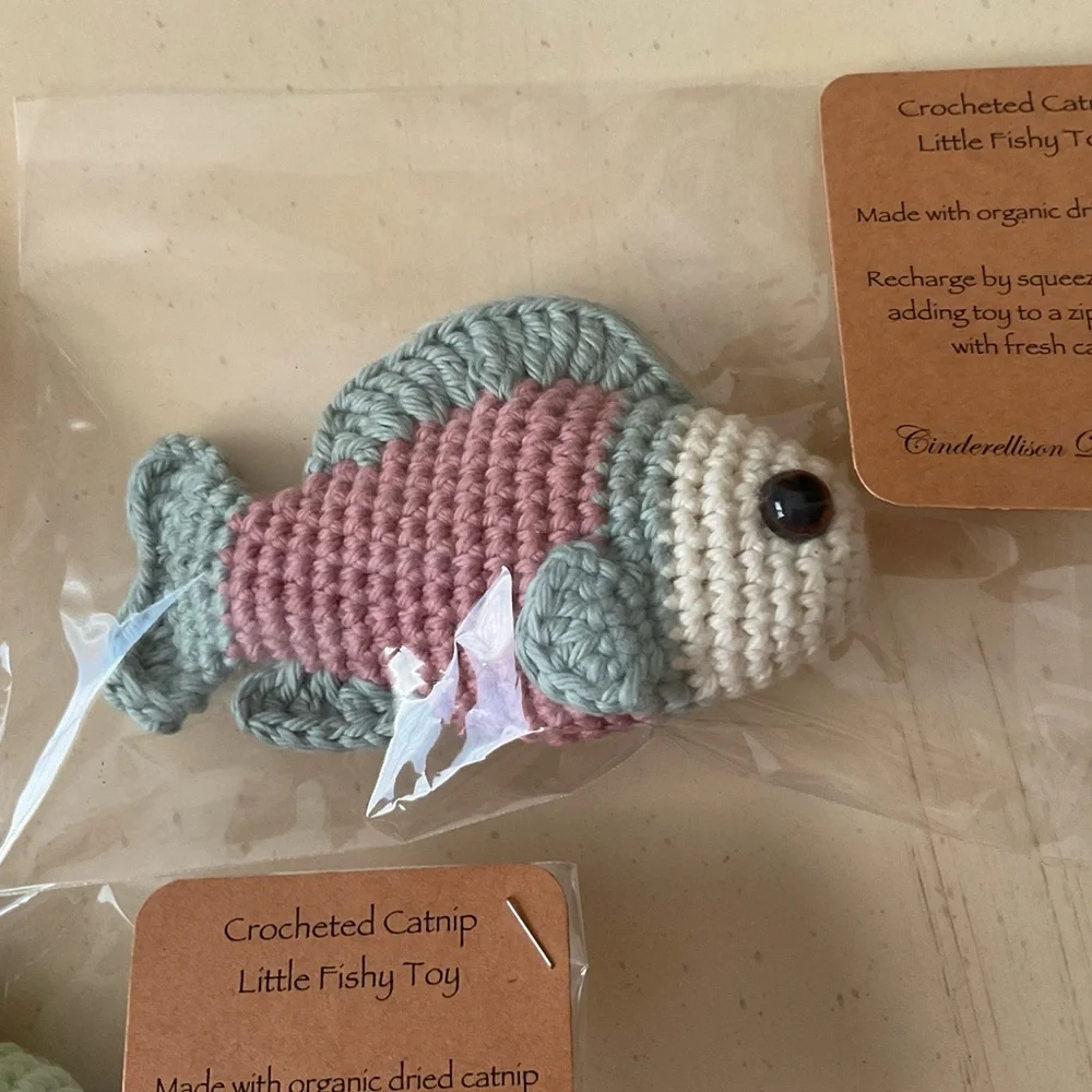 Hand Crocheted Kitty Cat Catnip Filled Fish Toy 🐟 🐠
